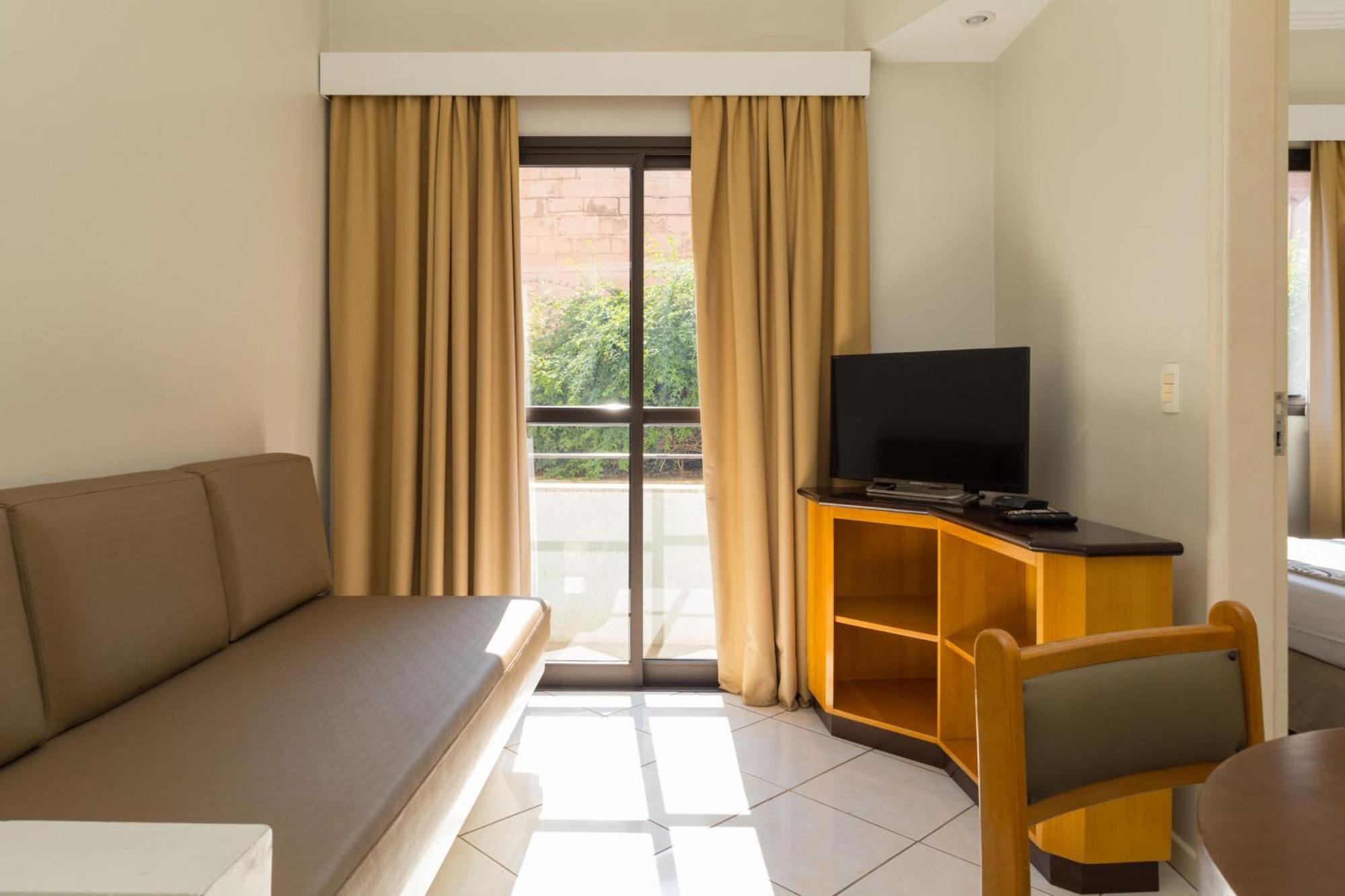 Golden Hotel